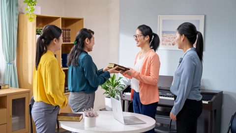 菲儿不想再“飞”了