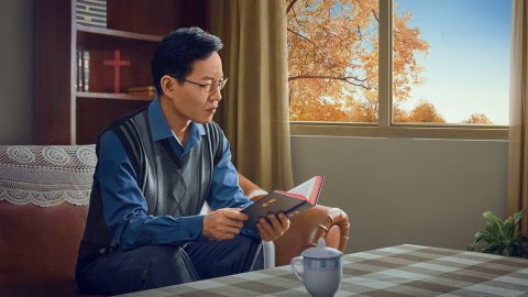 信主的人都是通过读圣经才承认天地万物都是神造的